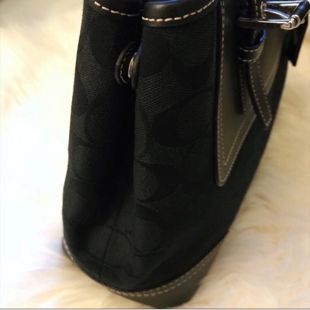 Coach Monogram ✨SOLD✨ - Picture 3 of 4